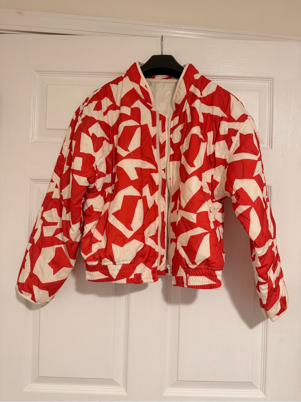 Red & White Geometric Puffer/Bomber Jacket - Women